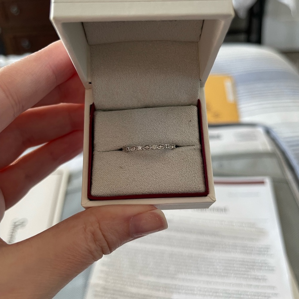 Shane Co Vintage Style Wedding Band